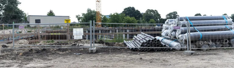 Jak wybrać odpowiednie ogrodzenie dla placu budowy?